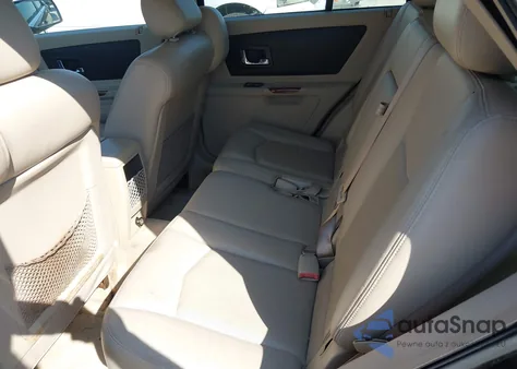 2004 Cadillac Srx Standard z USA, uszkodzony, nr VIN 1GYEE637940166858